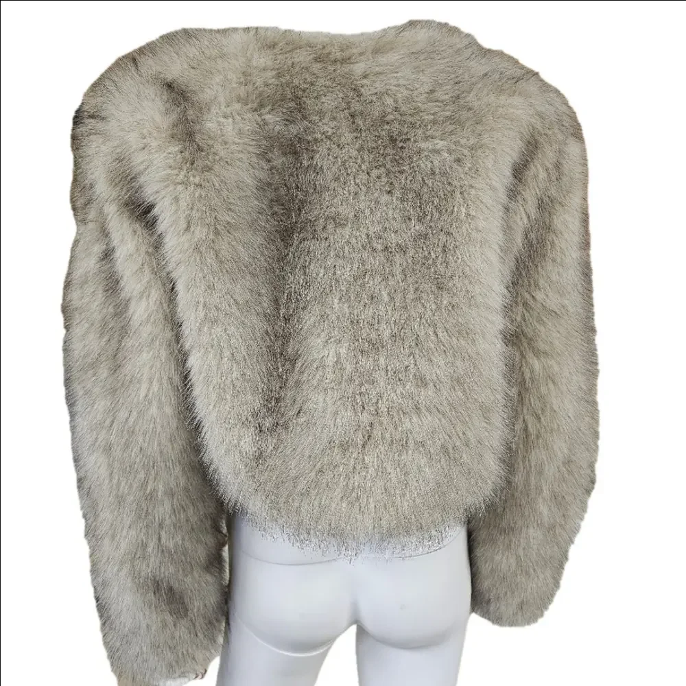 Elegant Faux Fur Jacket in Tan - Picture 4 of 8